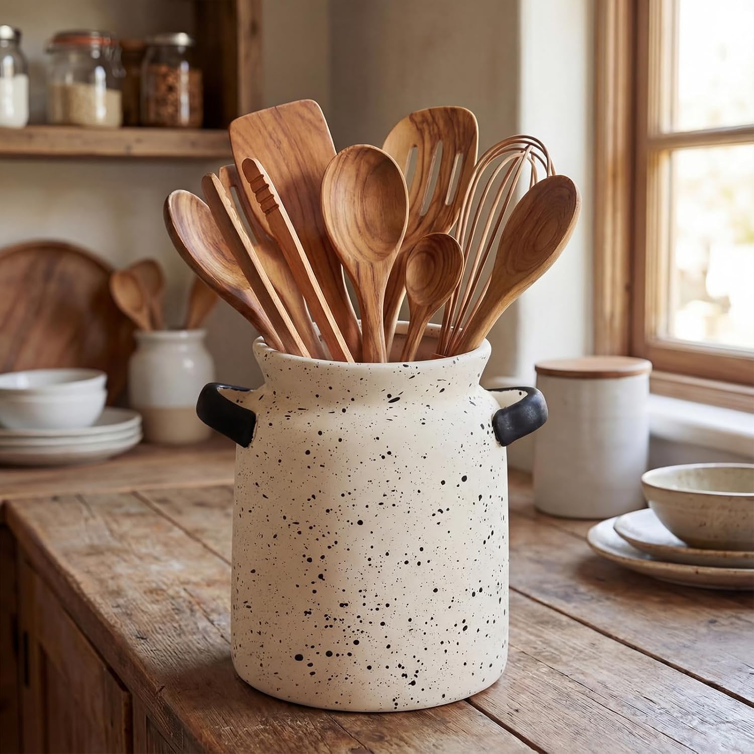 Qinyoung Rustic Kitchen Utensil Holder 6 Inch Small Ceramic Utensil Holder with Handle Vintage Crock Decoration Spatula Organizer for Kitchen Countertop Farmhouse Party Supplies (Beige,Speckled)